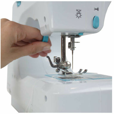 Швейна машина Prixton P110 синій - 1PA09352- Фото №4 Швейна машина Prixton P110 синій - 1PA09352- Фото №4
