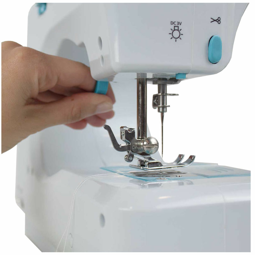 Швейна машина Prixton P110 синій - 1PA09352- Фото №4 Швейна машина Prixton P110 синій - 1PA09352- Фото №4